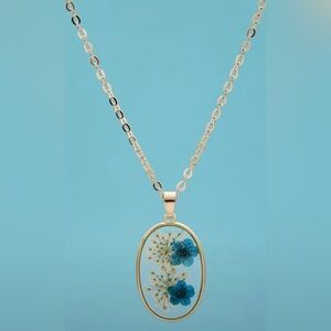 Resin Preserved Blue Dried Flowers Necklace | Pendant Necklace